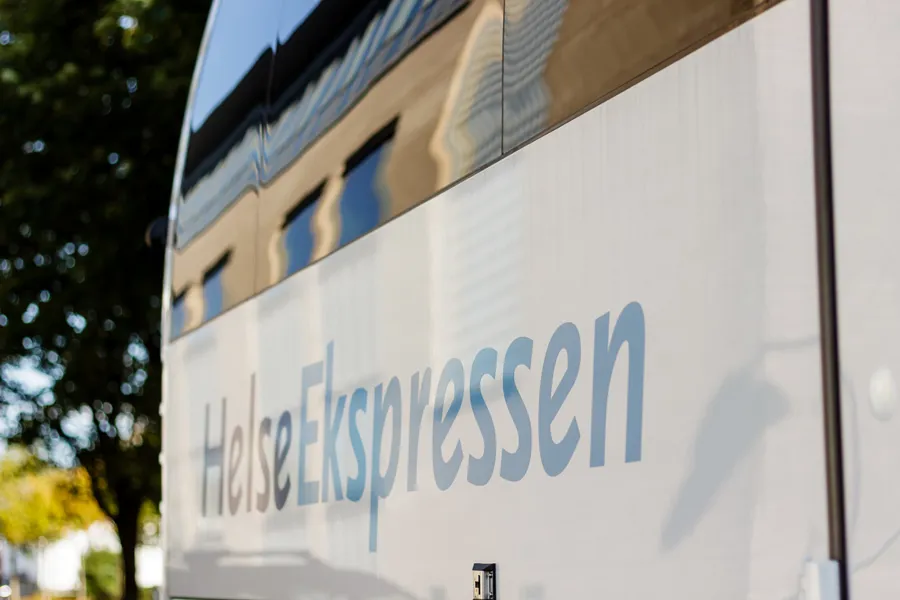 Helseekspressen buss (Foto)