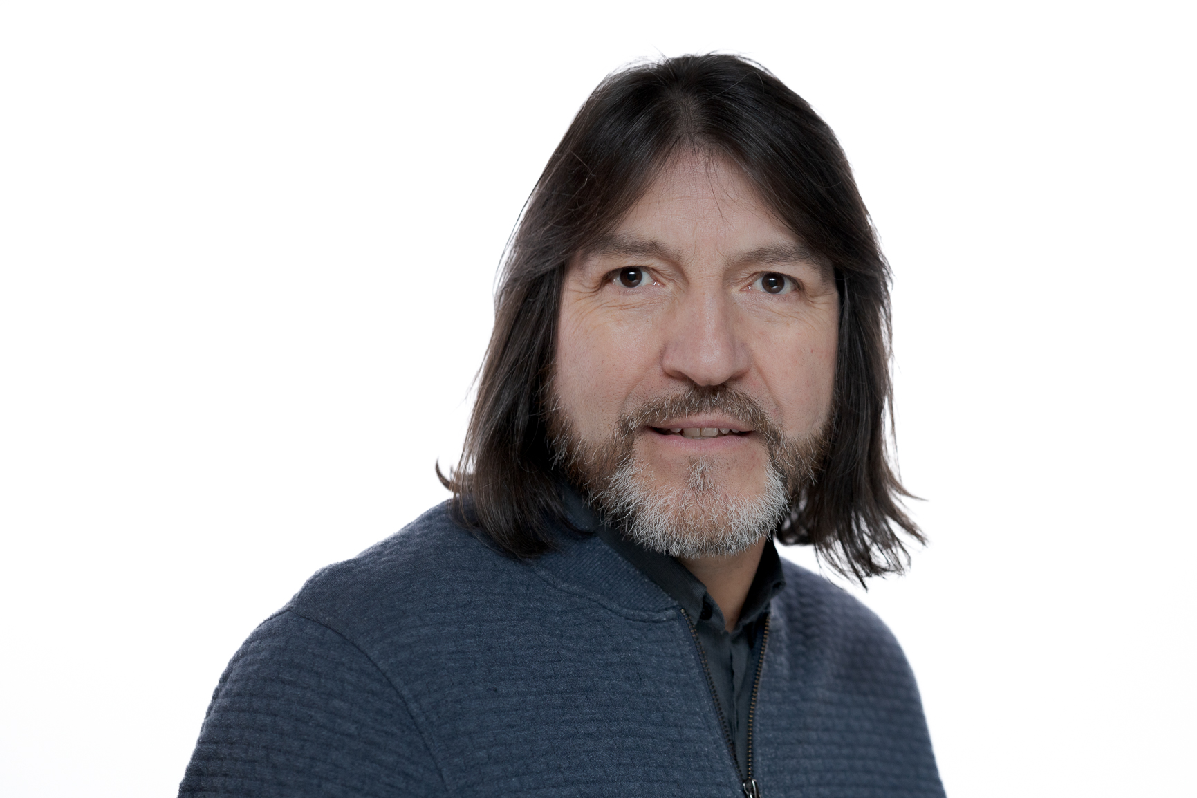 En person med langt hår