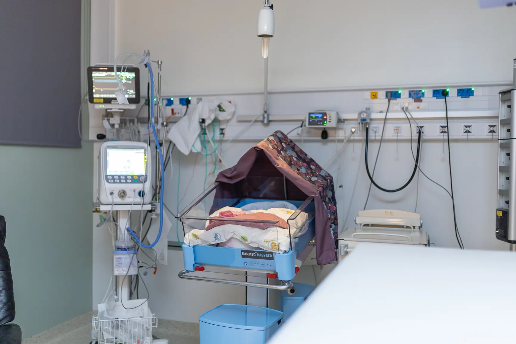 A room with medical equipment